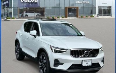 Photo of a 2024 Volvo XC40 SUV for sale