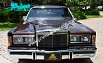 1989 Town Car Signature Thumbnail 7