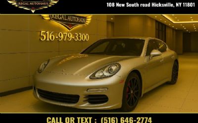 2012 Porsche Panamera 4DR HB 4