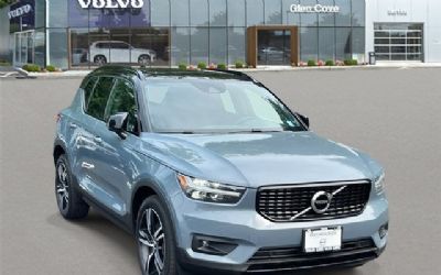 Photo of a 2022 Volvo XC40 SUV for sale