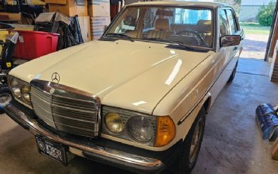Photo of a 1985 Mercedes-Benz 240D for sale