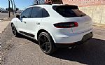 2017 Macan Thumbnail 26