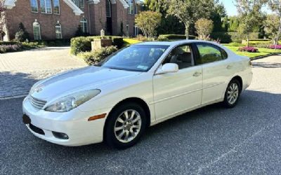Photo of a 2003 Lexus ES 300 Sedan for sale