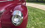 1940 Deluxe Thumbnail 20