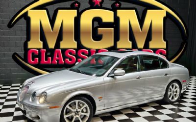 Photo of a 2005 Jaguar S-TYPE R Base 4DR Supercharged Sedan for sale
