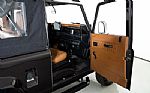 1985 Defender D90 Resto-Mod Thumbnail 39