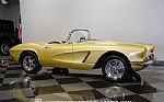 1962 Corvette Convertible Thumbnail 15