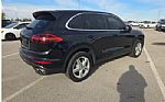 2015 Cayenne Thumbnail 4