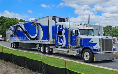 Photo of a 2024 Peterbilt 389 Conventional Sleeper Semi for sale