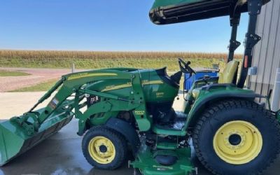 Photo of a 2013 John Deere 3520 Tractor for sale