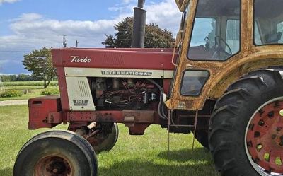 Photo of a 1972 International 1066 Tractor for sale