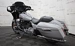 2024 Street Glide Thumbnail 3