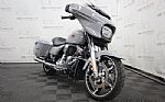 2024 Street Glide Thumbnail 10