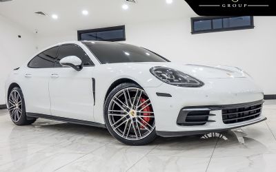 Photo of a 2020 Porsche Panamera 10 Years Edition for sale