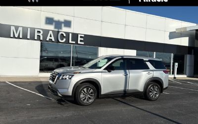 Photo of a 2024 Nissan Pathfinder S for sale