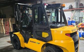Photo of a 2016 Hyundai 50DA-9F Forklift for sale