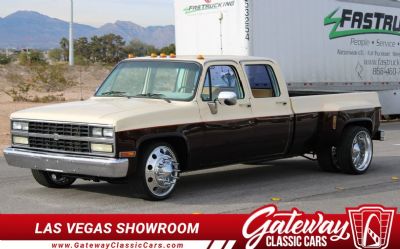 Photo of a 1989 GMC C3500 Crew Cab Dually for sale