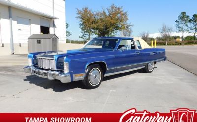 Photo of a 1976 Lincoln Continental Town Coupe for sale