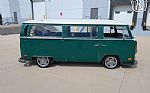 1970 Transporter Deluxe Bay Window Thumbnail 17