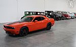 2009 Challenger SRT 8 Thumbnail 4