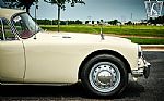 1961 MGA 1600 Mark II Coupe Thumbnail 31