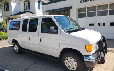 2006 Ford E-Series E 250 SD 3DR Cargo 138 In. WB
