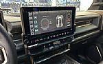 2024 Hummer EV Thumbnail 17