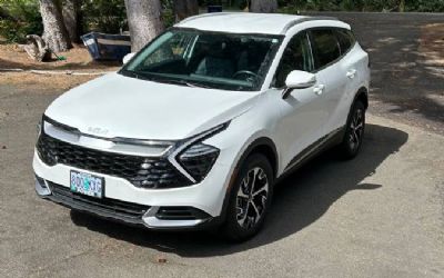 Photo of a 2024 Kia Sportage Hybrid for sale