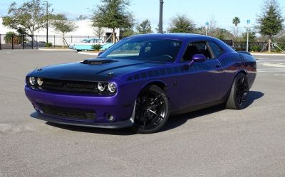Photo of a 2016 Dodge Challenger R/T for sale