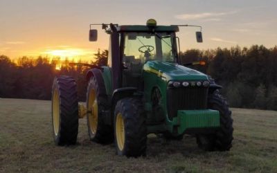 Photo of a 2005 John Deere 8320 for sale
