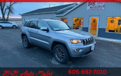 Photo of a 2017 Jeep Grand Cherokee Limited for sale