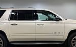 2015 Suburban Thumbnail 26