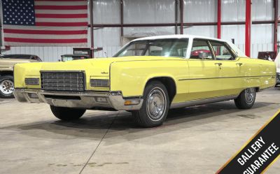Photo of a 1972 Lincoln Continental for sale