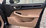 2023 Macan Thumbnail 47