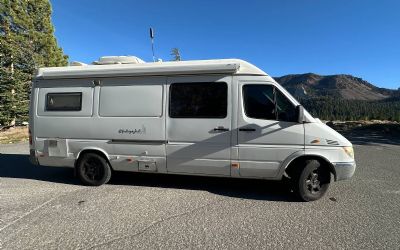 Photo of a 2002 Mercedes Benz Freightliner Mercedes-Benz / for sale