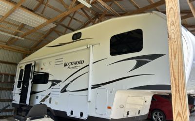 2013 Forest River Rockwood Signature Ultra Lite 8244WS Fifth Wheel