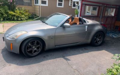 Photo of a 2004 Nissan 350Z Roadster Convertible for sale