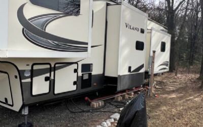 Photo of a 2019 40' Vanleigh Vilano 375FL for sale