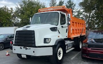 Photo of a 2016 Freightliner 114SD Dump Truck for sale