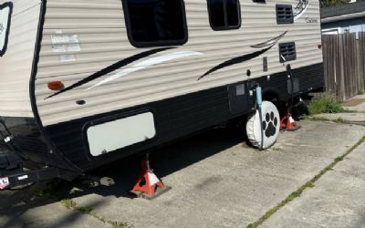 2017 Coachman Clipper Ultra-Lite Model 17FB 