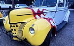 1940 Deluxe Thumbnail 1