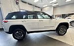 2023 Grand Cherokee 4xe Thumbnail 11
