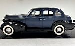 1937 Silverstreak DeLuxe 4 Door Sed Thumbnail 2