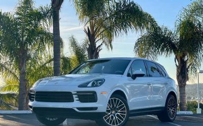 Photo of a 2019 Porsche Cayenne for sale