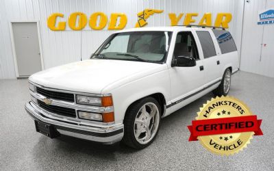 Photo of a 1997 Chevrolet Suburban 1500 for sale