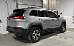 2015 Cherokee Trailhawk Thumbnail 29