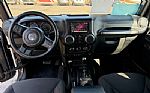 2017 Wrangler Thumbnail 6