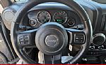 2017 Wrangler Thumbnail 18