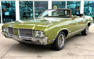 Photo of a 1971 Oldsmobile Cutlass for sale