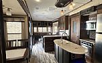 2016 Solitude 375RE Thumbnail 34